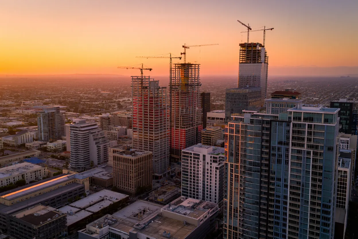 Los Angeles multifamily rents face sluggish growth in early 2026, but occupancy and supply levels remain robust for property owners.