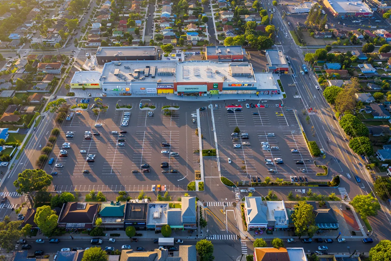 Grocery-anchored retail capital stays steady, with broad reach and a K-shaped split, reinforcing necessity-driven investment trends.