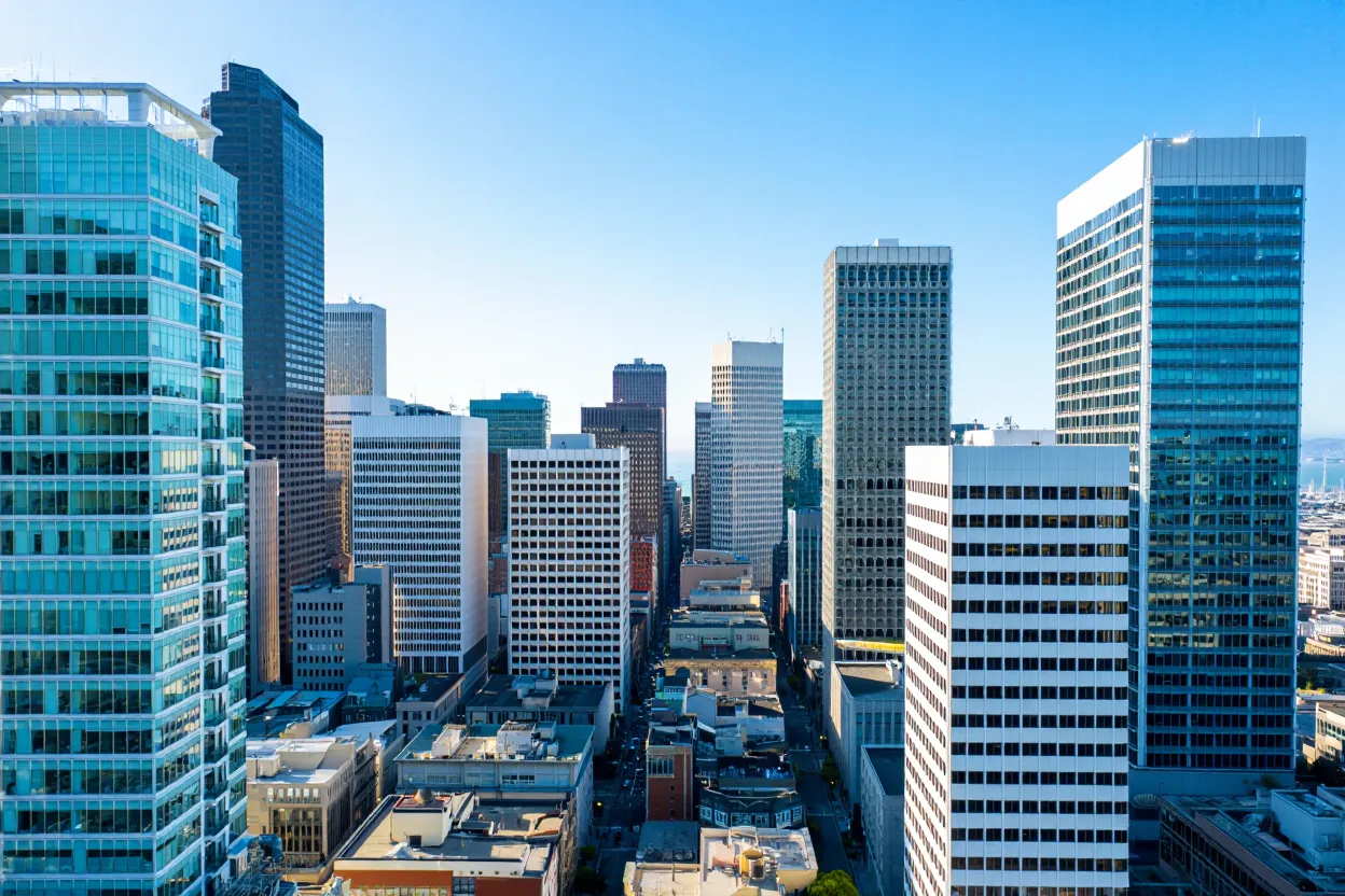 Office leasing surges as Anthropic expands its downtown San Francisco portfolio, marking significant growth in the AI sector.