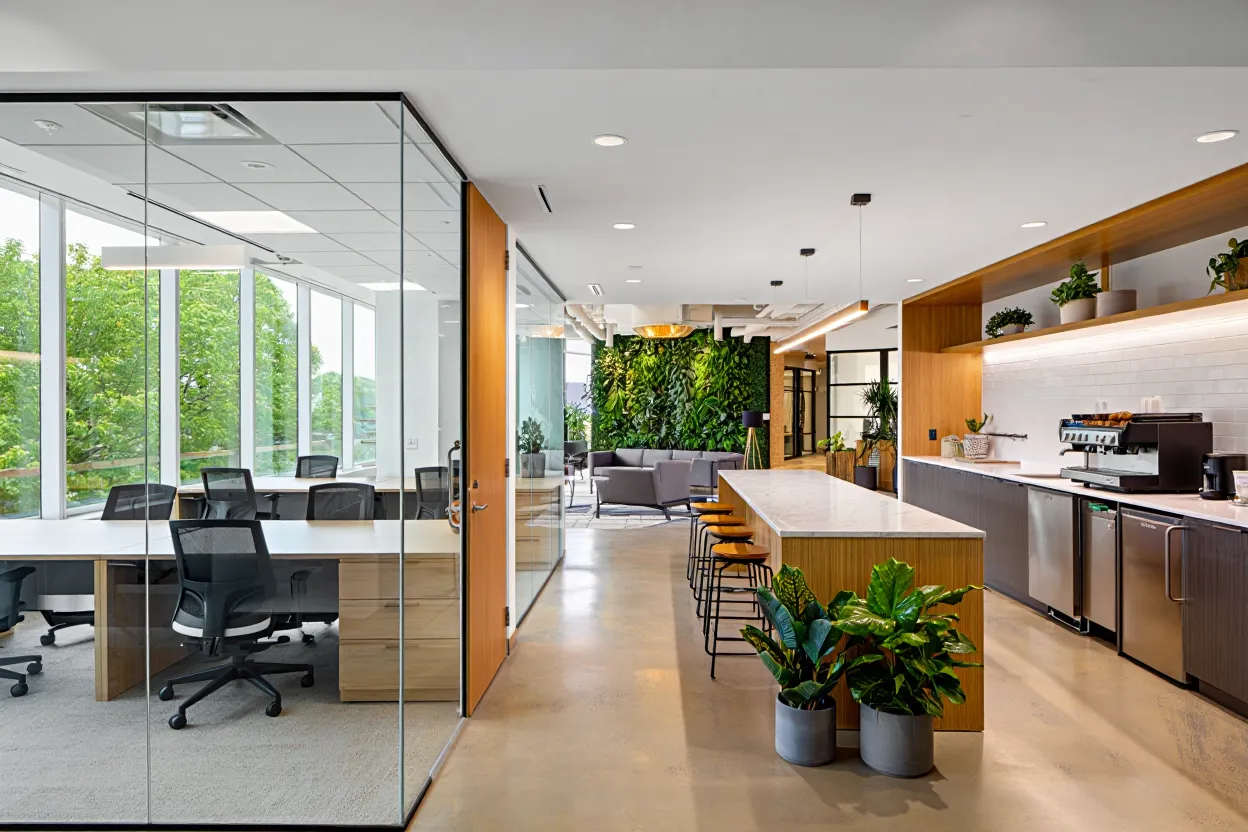 Coworking model gains ground as medical office construction rises, with office vacancy, rates, and market trends shifting across US metros.
