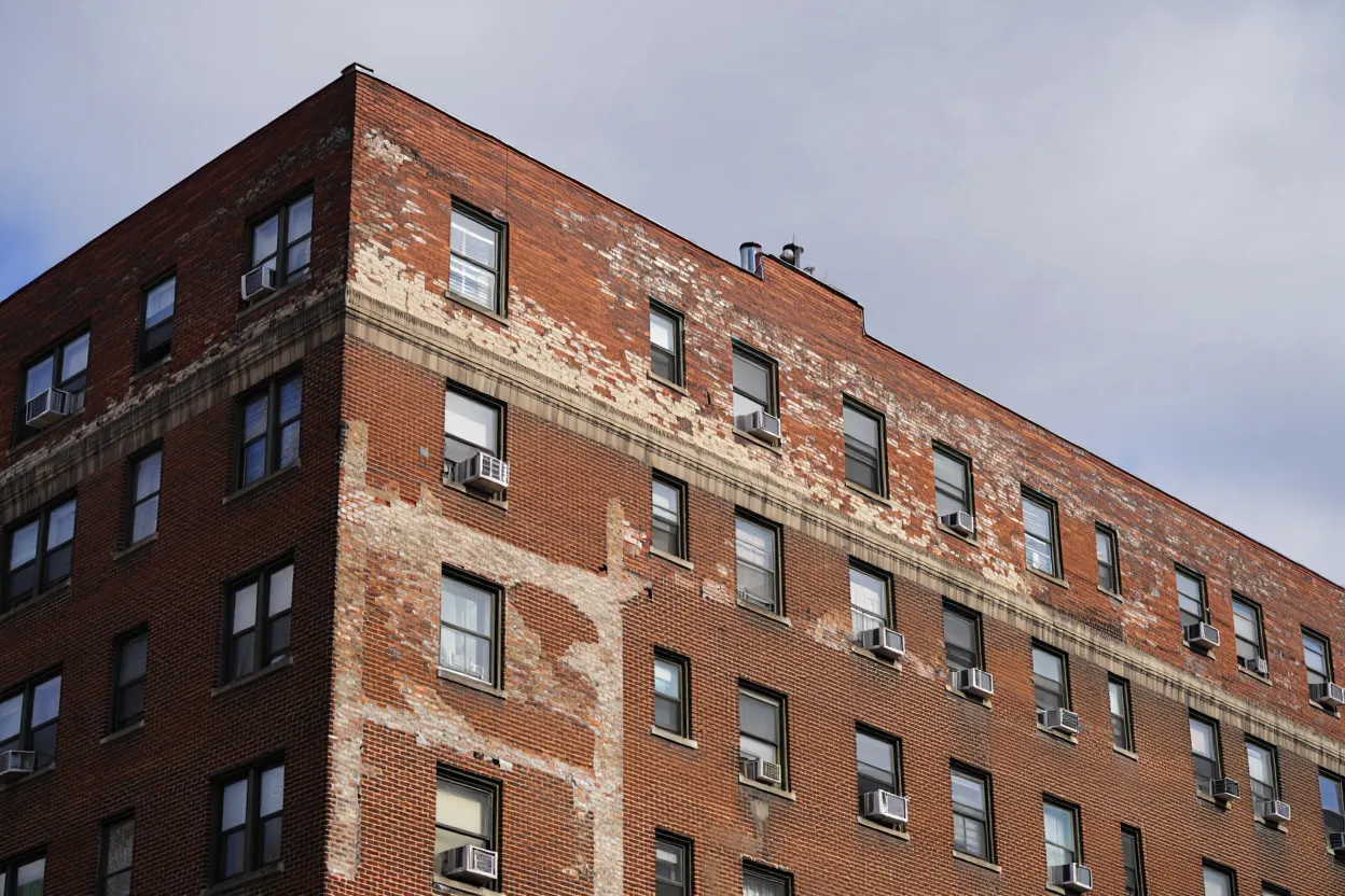 Housing nonprofit leader in Harlem arrested for failing court-ordered repairs at 306 West 114th. Senior housing organization faces scrutiny.