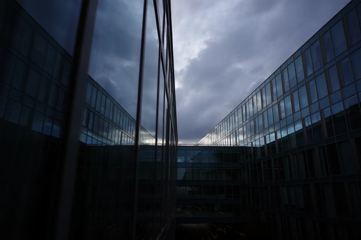 Sentiment Index shows sharp decline as commercial real estate faces macro uncertainty. Read key takeaways from CREFC's Q1 2026 report.