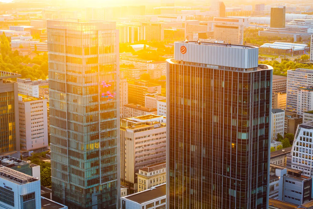 Private credit and banks compete for CRE lending share as both expand offerings and chase deals in a tighter, rate-sensitive market.