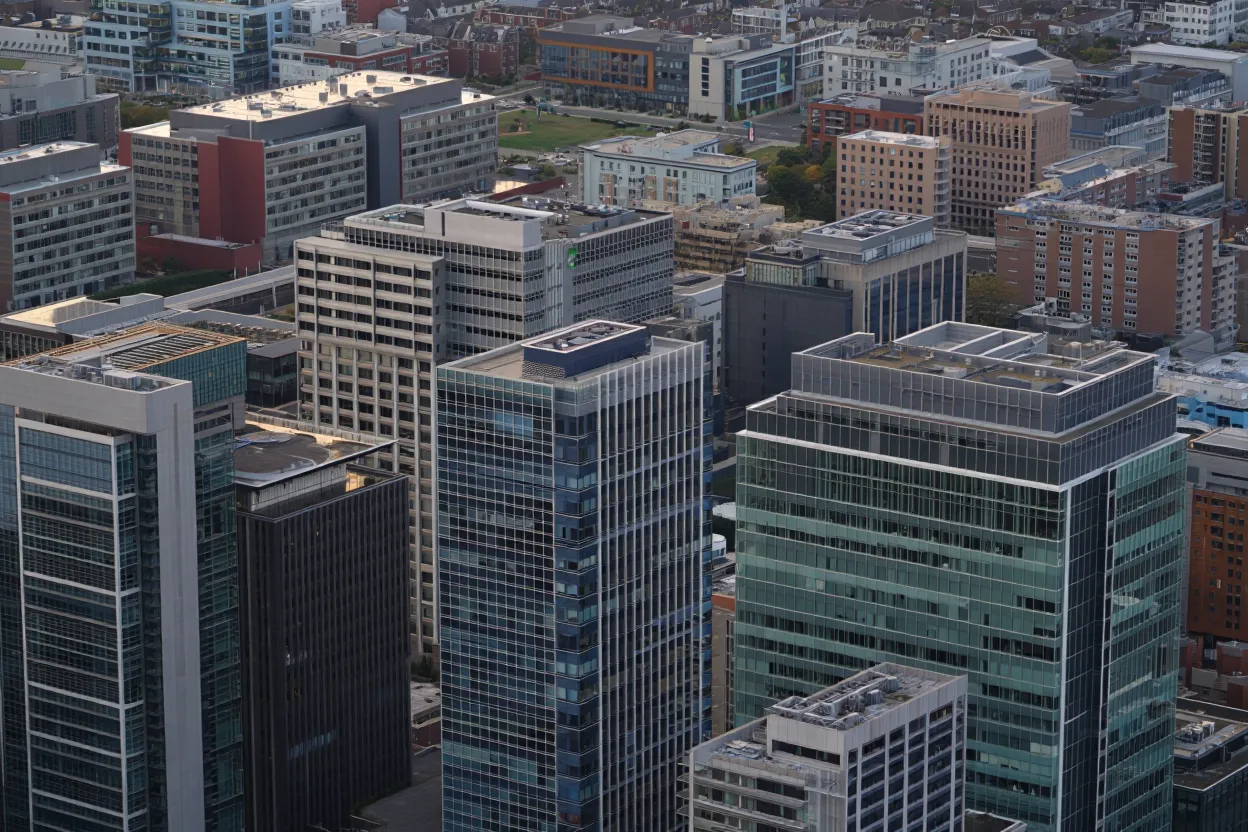 Mortgage REIT KKR slashes dividend and sells legacy office assets as it shifts portfolio toward stronger sectors and manages troubled loans.