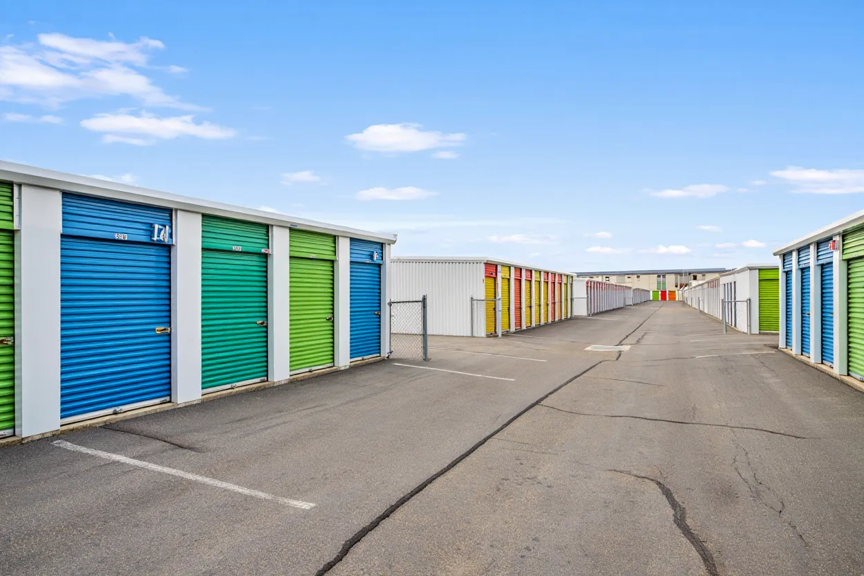 Self-storage sector rebounds as development slows and demand stays steady. Self-storage investors anticipate growth despite flat rent trends.
