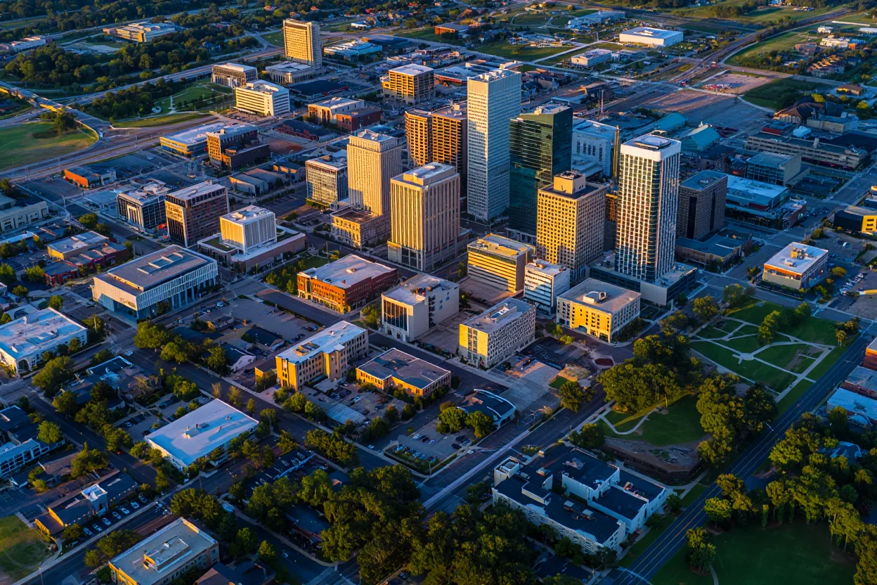 Hiring hot spots in the US Sunbelt are attracting college grads to cities like Birmingham and Tampa with strong job markets and affordability.
