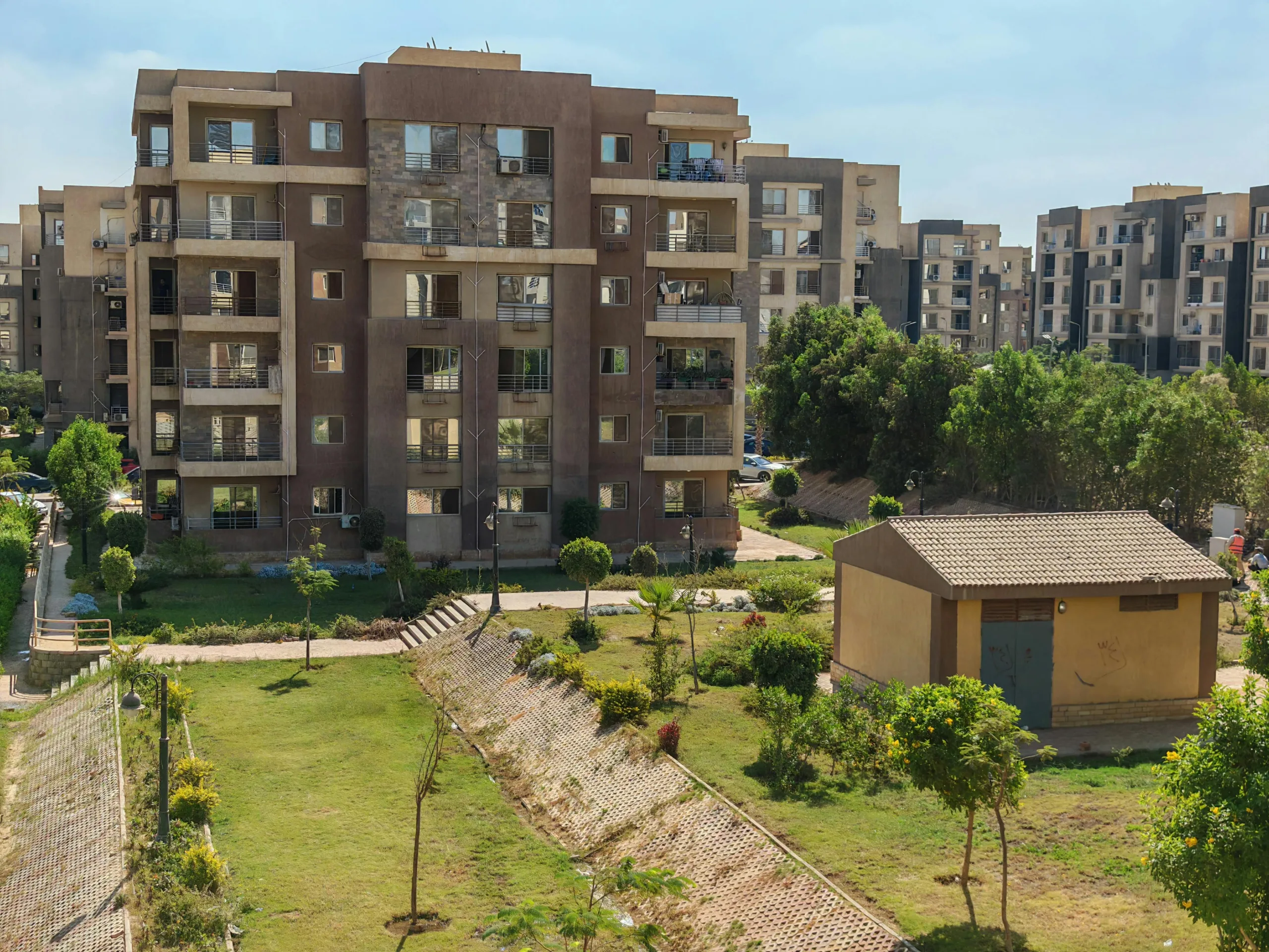 Impact investing funds saw record outflows, but affordable housing strategies continue boosting NOI and tenant retention.