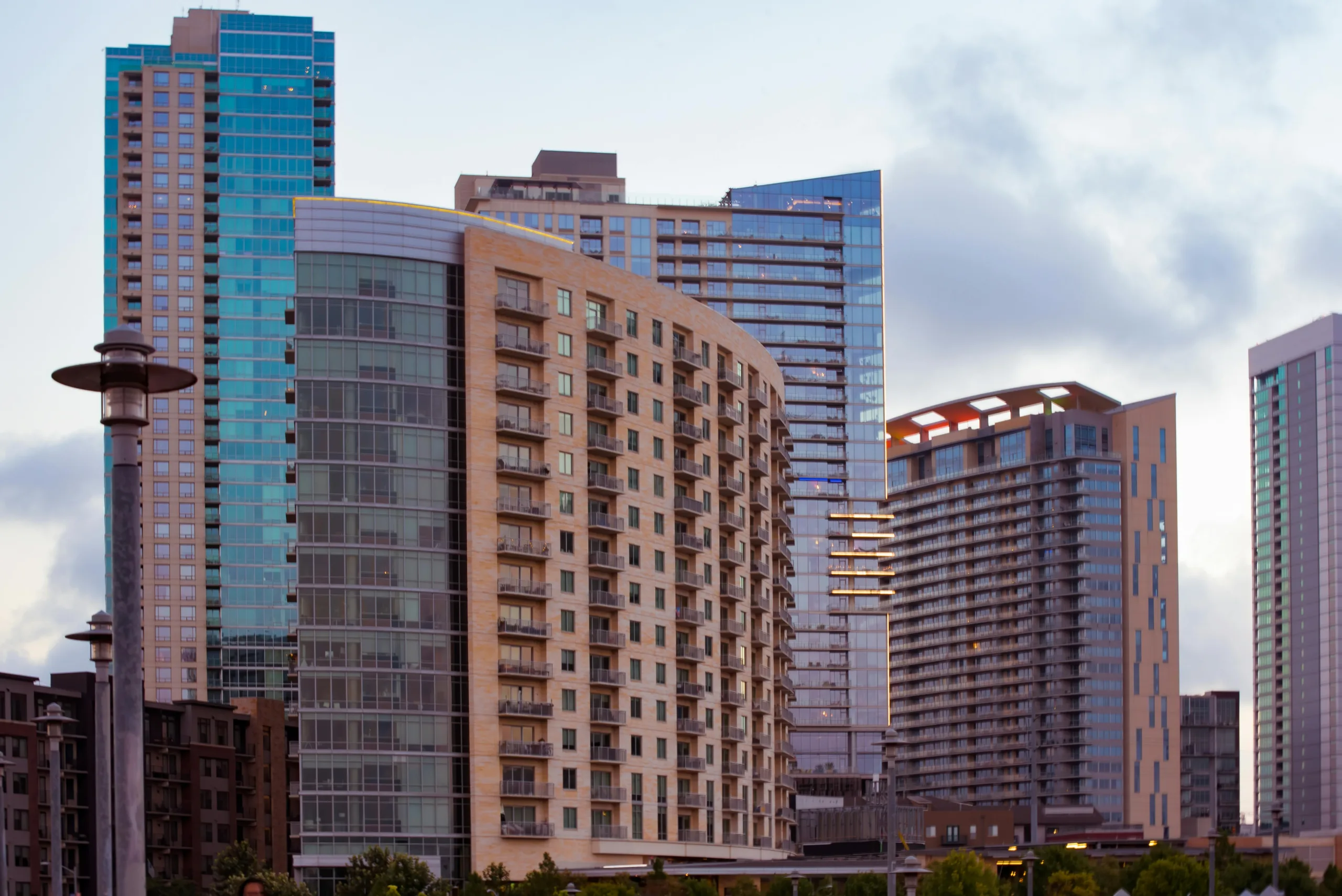 Texas, Florida, and North Carolina led renter migration gains in 2026 as affordability and job growth drew residents from high-cost states.