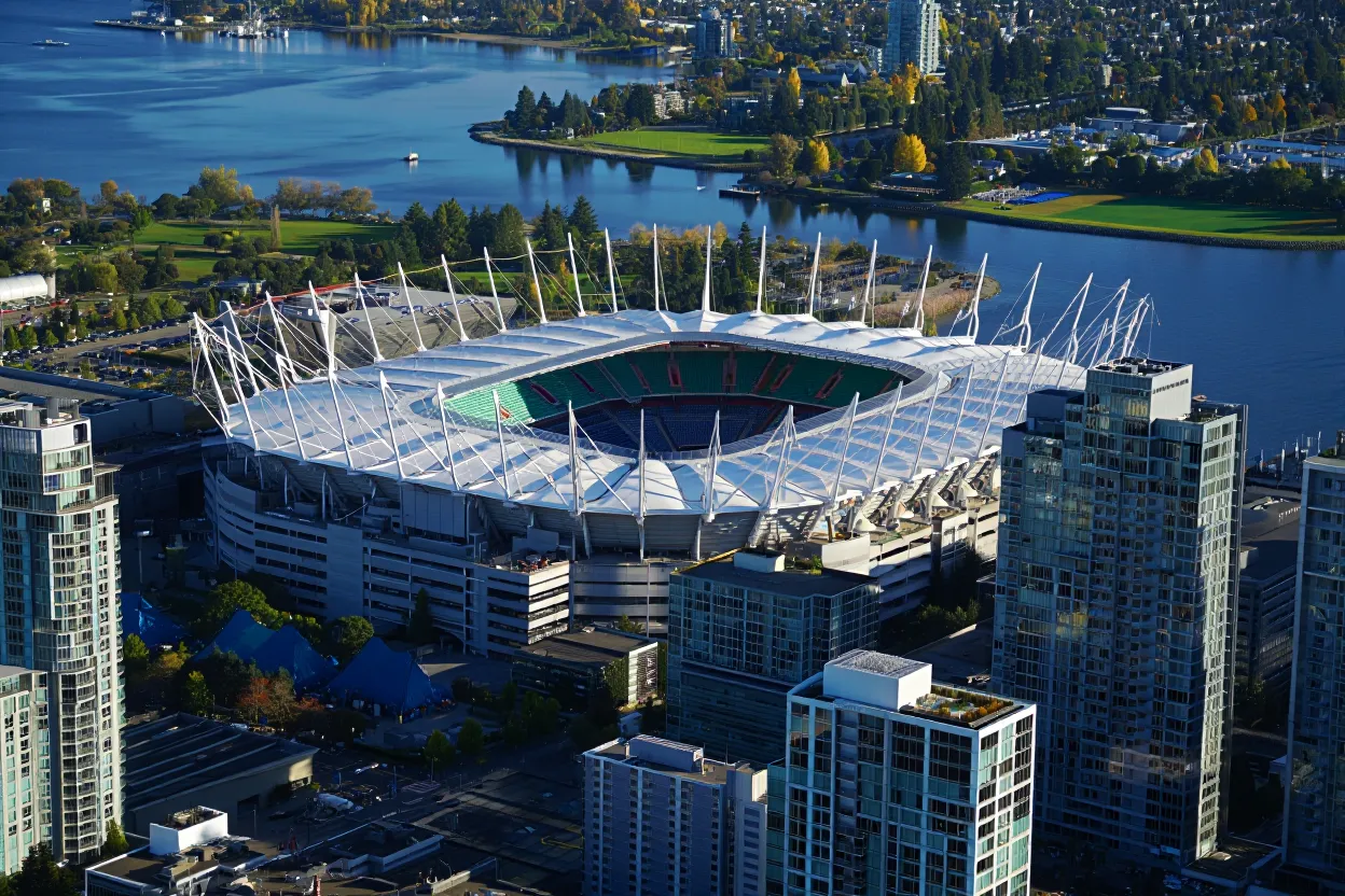 FIFA World Cup hotel bookings in US cities are lagging behind Canadian and Mexican hosts, with price and visa issues limiting economic impact.