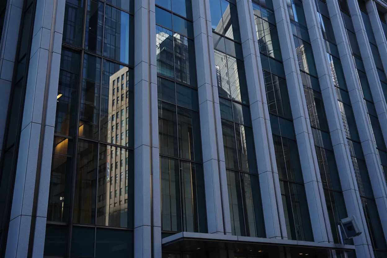 Investor charged in alleged $100M real estate loan fraud, exposing lender risk at Western Alliance and Zions.