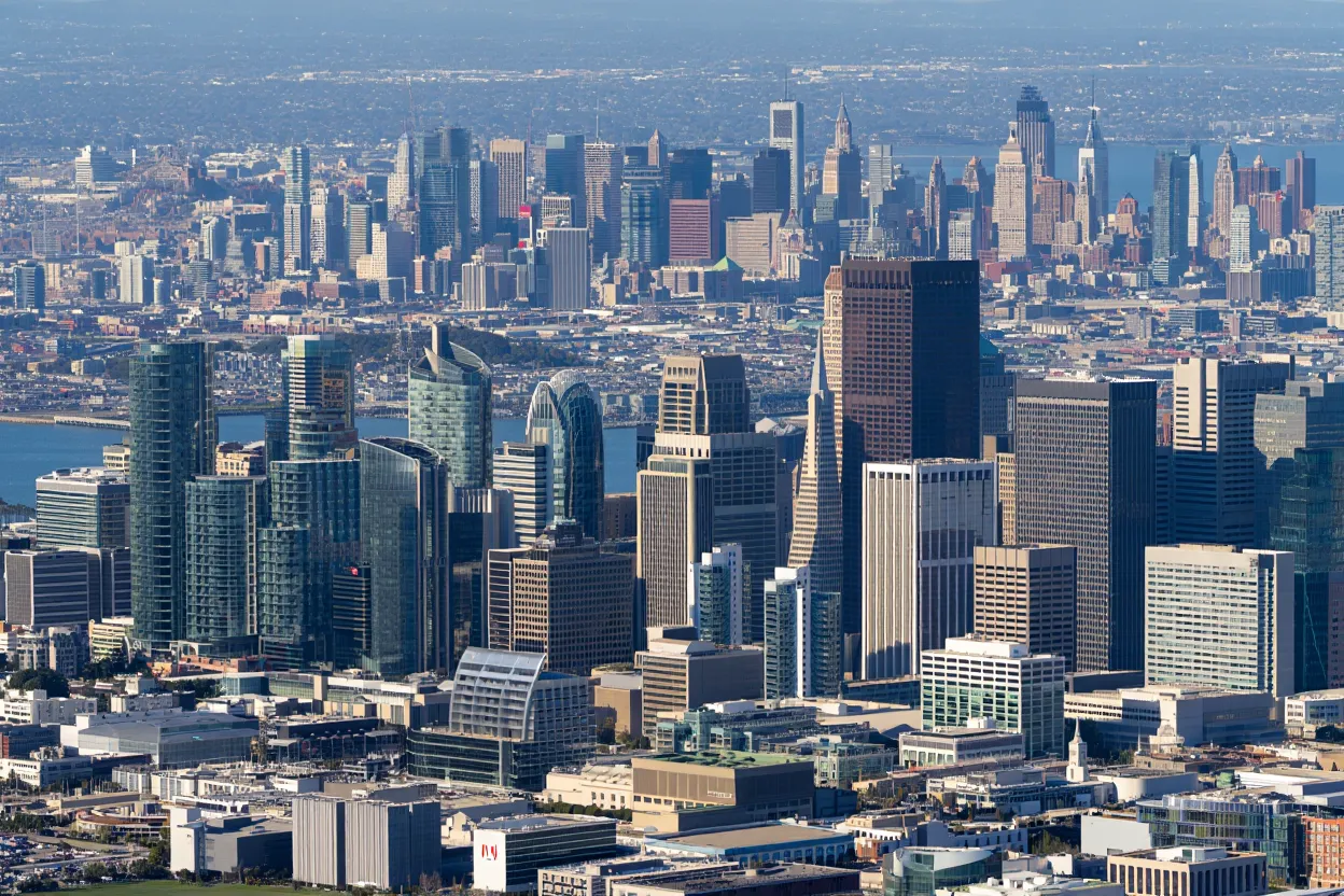 Bay Area, Seattle, and Boston lead US AI talent and infrastructure, driving the next wave of innovation and CRE demand.