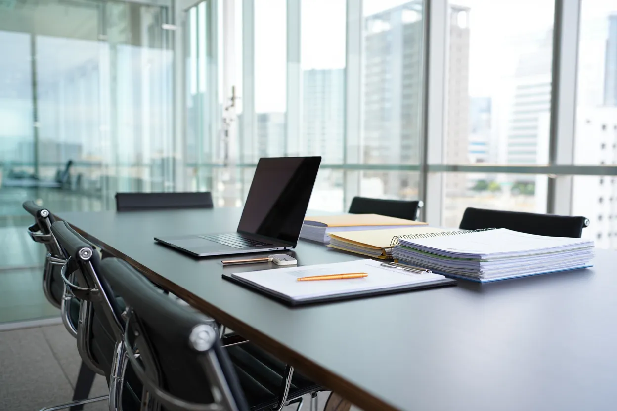 Family offices have expanded their influence in CRE, attracting institutional investors seeking pipeline access as $144B in capital returns to the market.