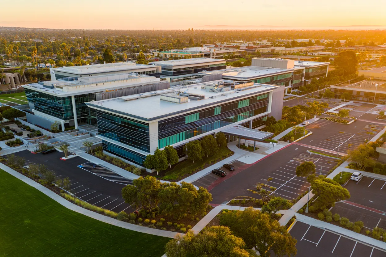 Anduril's Costa Mesa HQ is listed for $400M, underscoring Southern California's rising role in defense tech real estate.