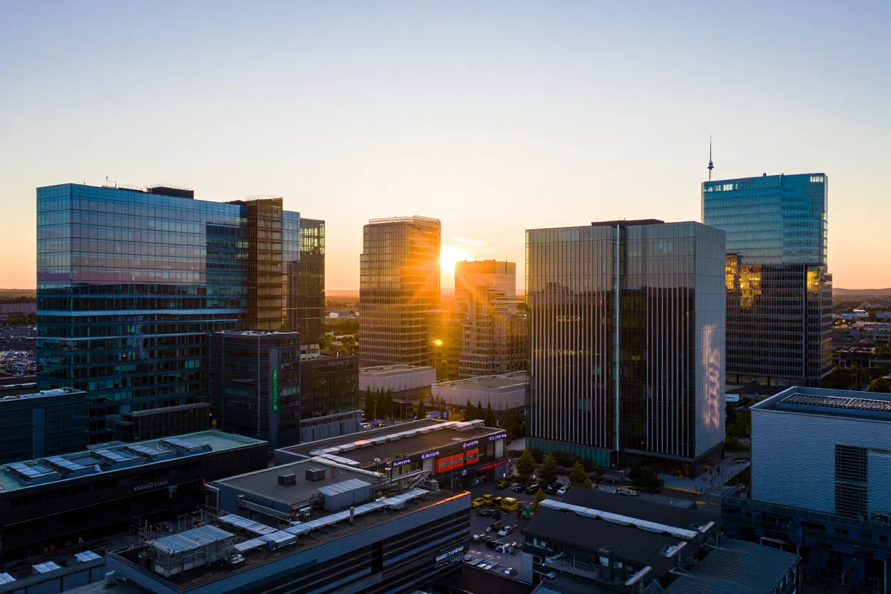 Ten-year CMBS conduit loans lost favor after 2022 as borrowers chose five-year debt, though spreads still support select deals.