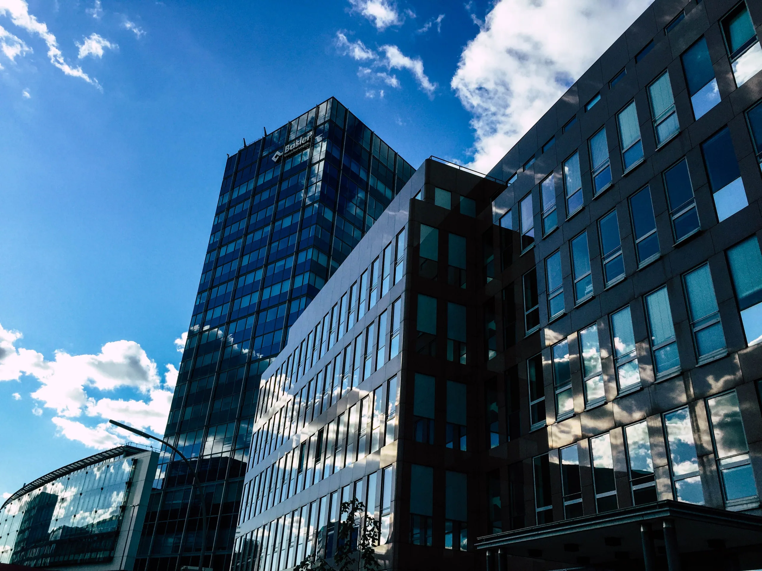 Law firm office leasing surged to its second-highest Q1 total ever in 2026, as legal sector demand outpaced pre-pandemic peaks nationwide.