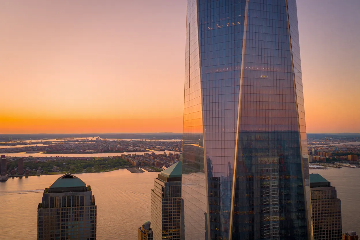 AI firm Mercor signed a 25,550 SF lease at One World Trade Center, bringing the Manhattan tower near full occupancy.