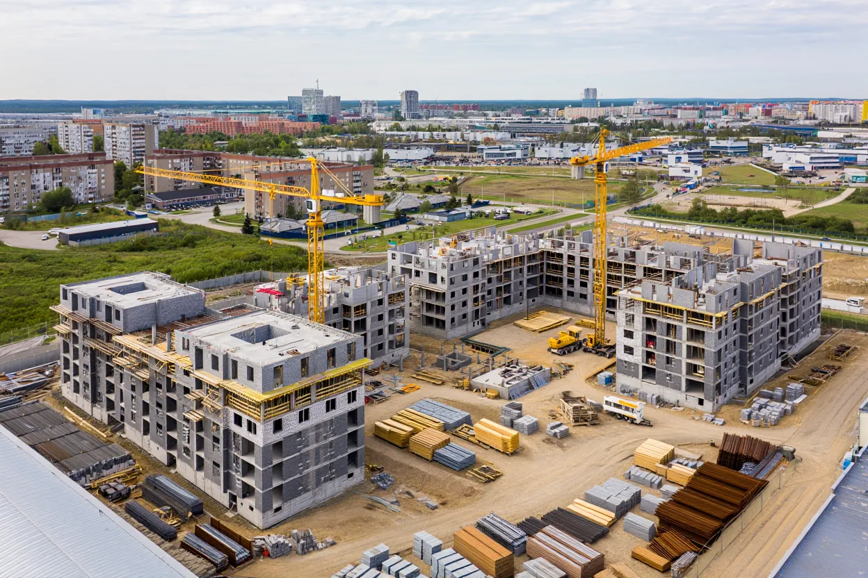 Multifamily construction permits surged 24% in major US metros in May 2026, yet sharp declines hit key Texas and Florida markets.