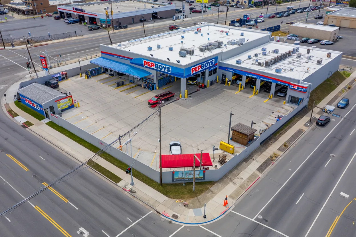 Icahn will sell Pep Boys for $700M but keep its real estate, highlighting the value of auto-service sites in net lease.