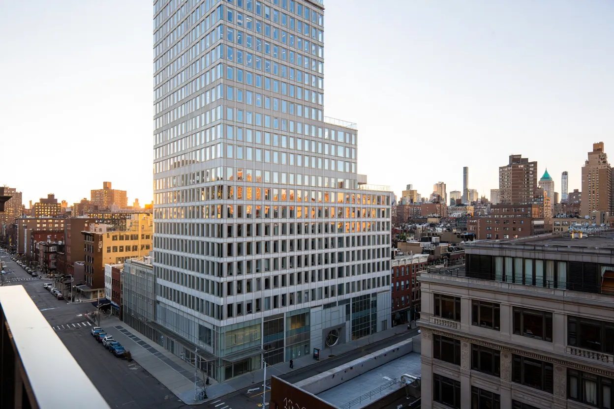 Legora plans a 98,420 SF office at 11 Madison Avenue, expanding its New York footprint and growing legal AI jobs in Manhattan.