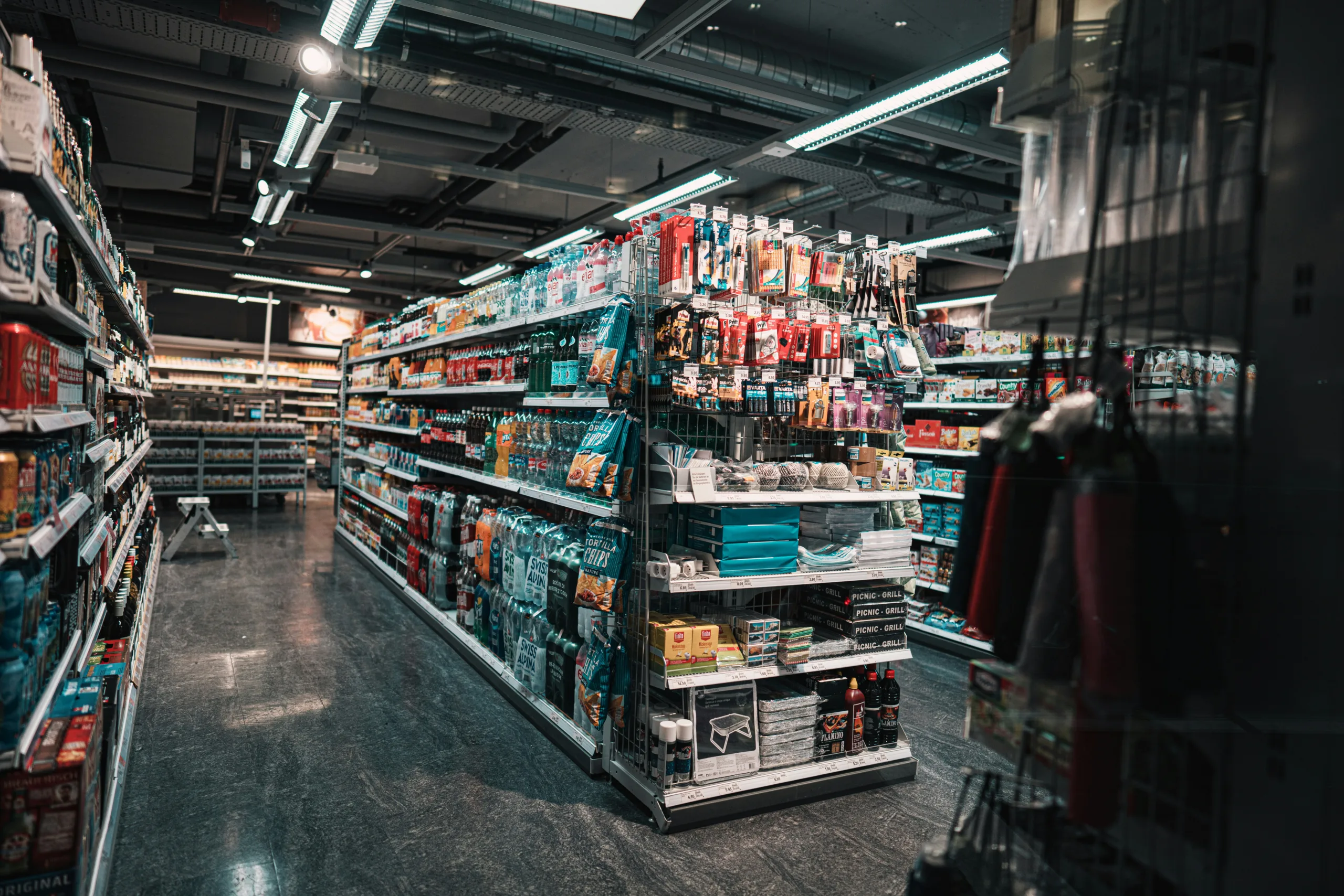 Affluent shoppers now drive nearly half of US retail spending, reshaping risk and opportunity across retail and mixed-use assets.