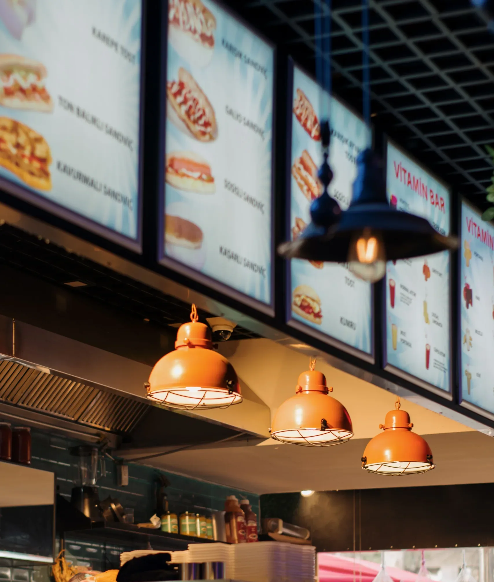 Jersey Mike's is targeting a $12B IPO while planning to grow from 3,300 to 15,000 locations through franchise-led global expansion.