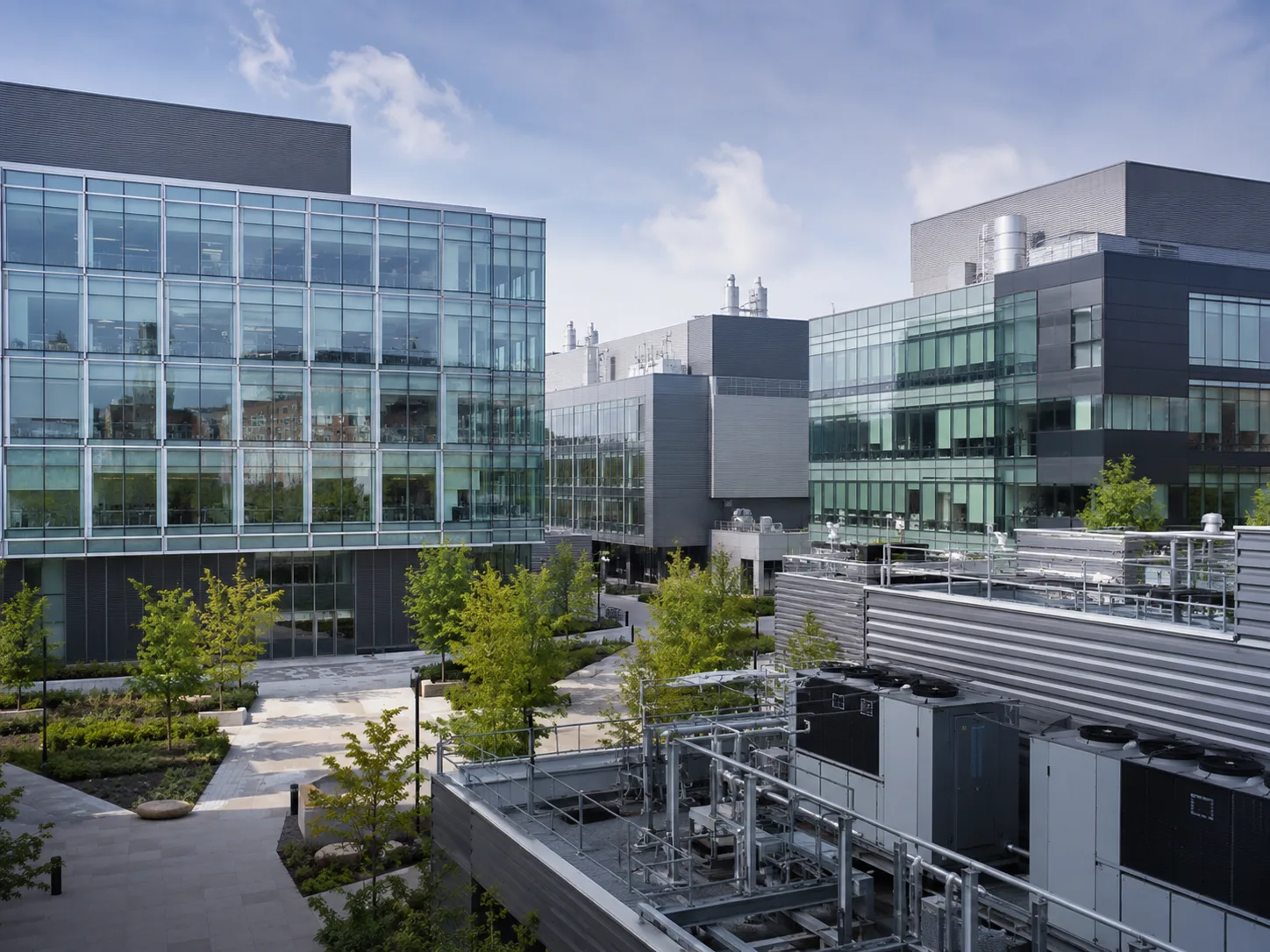 Life sciences real estate remains tenant-friendly as rents fall, concessions rise, and landlords broaden leasing while debt pressures build.