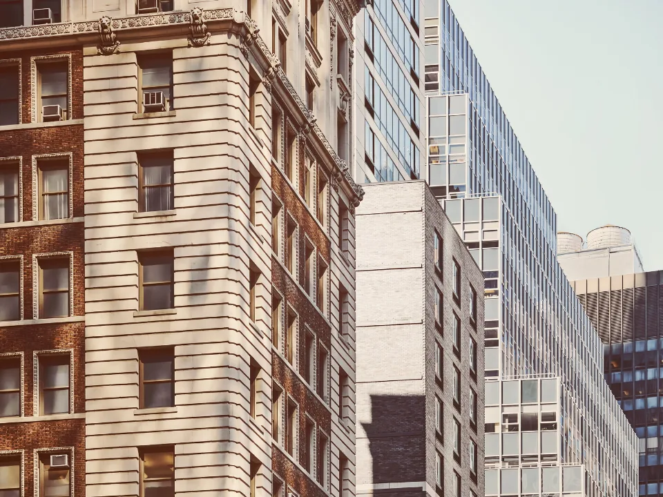 Manhattan Rental Market Nears Record as Renewals Surge