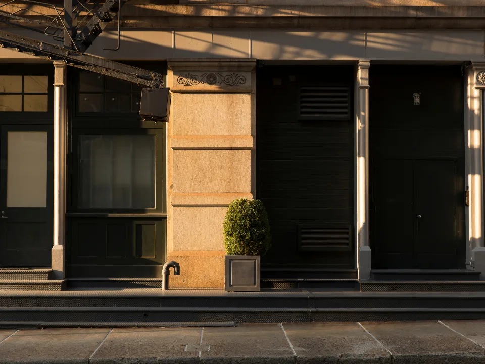 Tribeca's 50 Hudson Debuts First-of-Its-Kind Glass Brick Facade