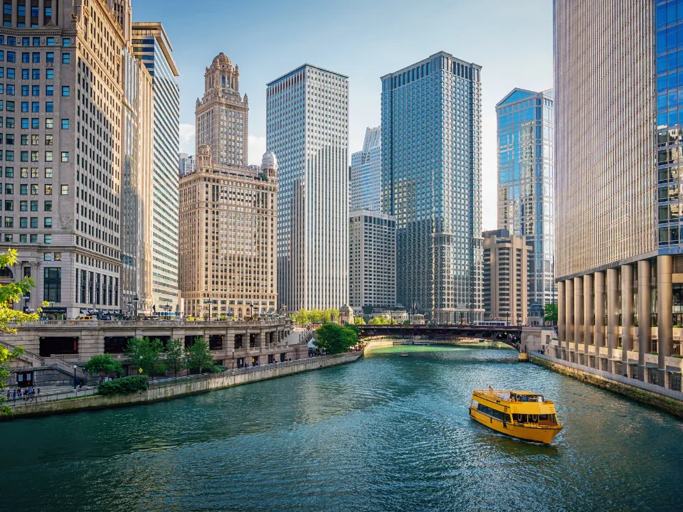 CMBS Distress Rate Falls to 10.9% as Chicago Hits 25.3%