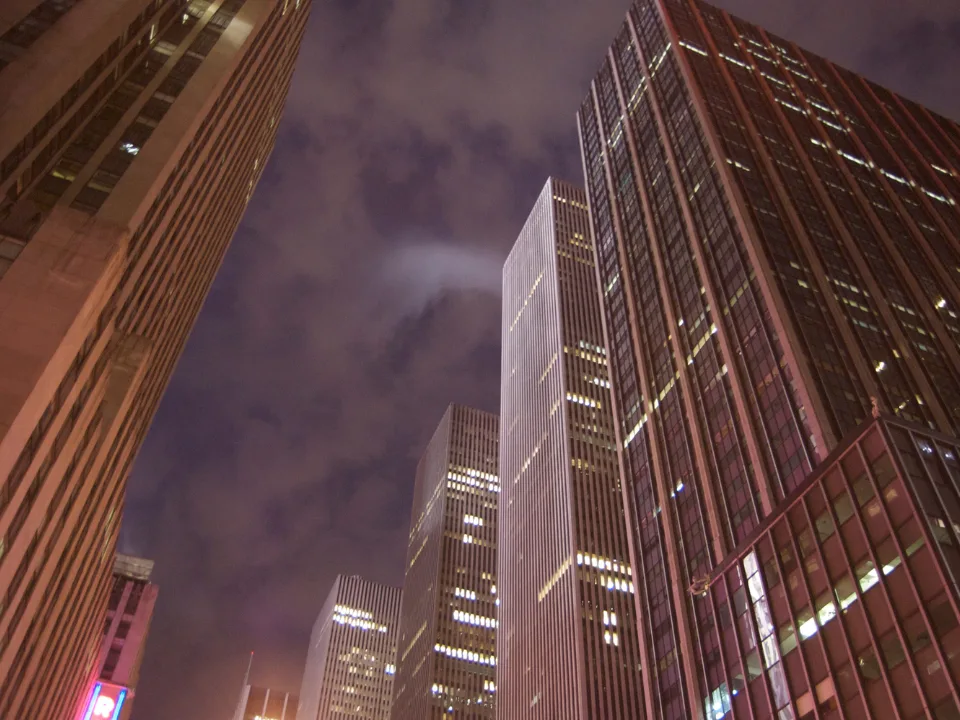 DRA Advisors Buys 49% Stake in $1.3B Midtown Office Tower