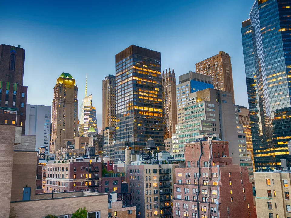 Castle Hook Signs Record $375 PSF Lease at 625 Madison