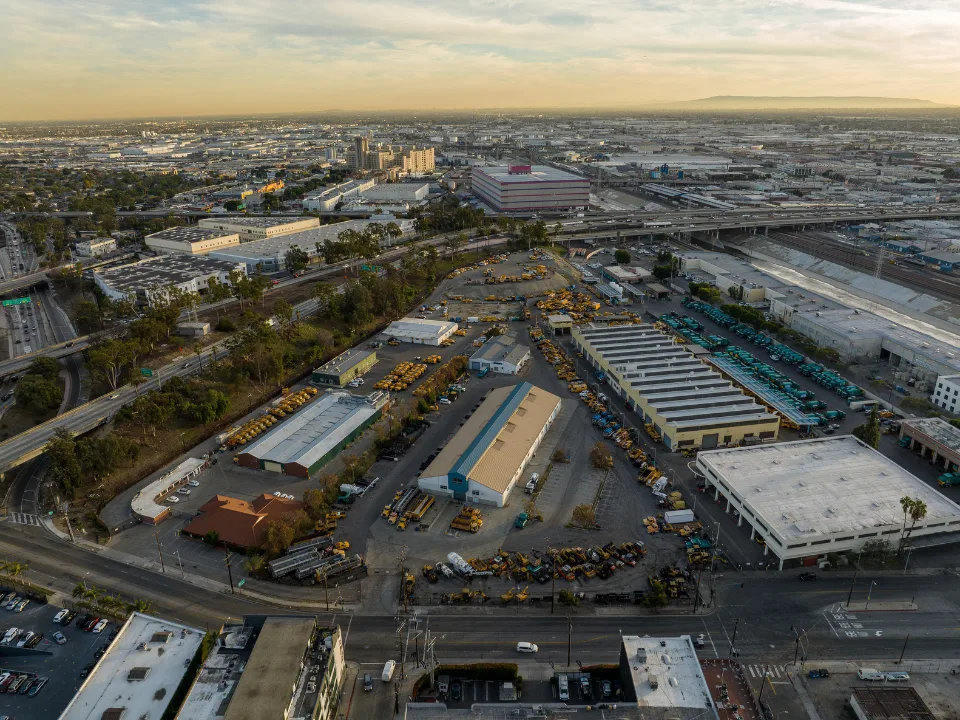 Amazon Buys Former Forever 21 HQ Campus in LA for $146M