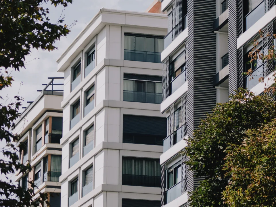Family, Housing and Jobs Each Drive a Quarter of Renter Moves