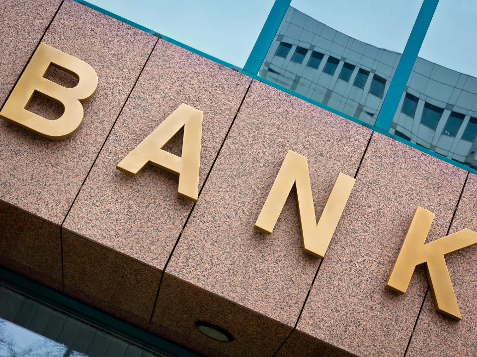CRE Debt Reaches $5.12T as Banks and GSEs Lead Growth
