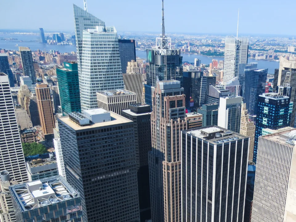 Manhattan Office Vacancy Hits 12.6%, Lowest Since Before 2020