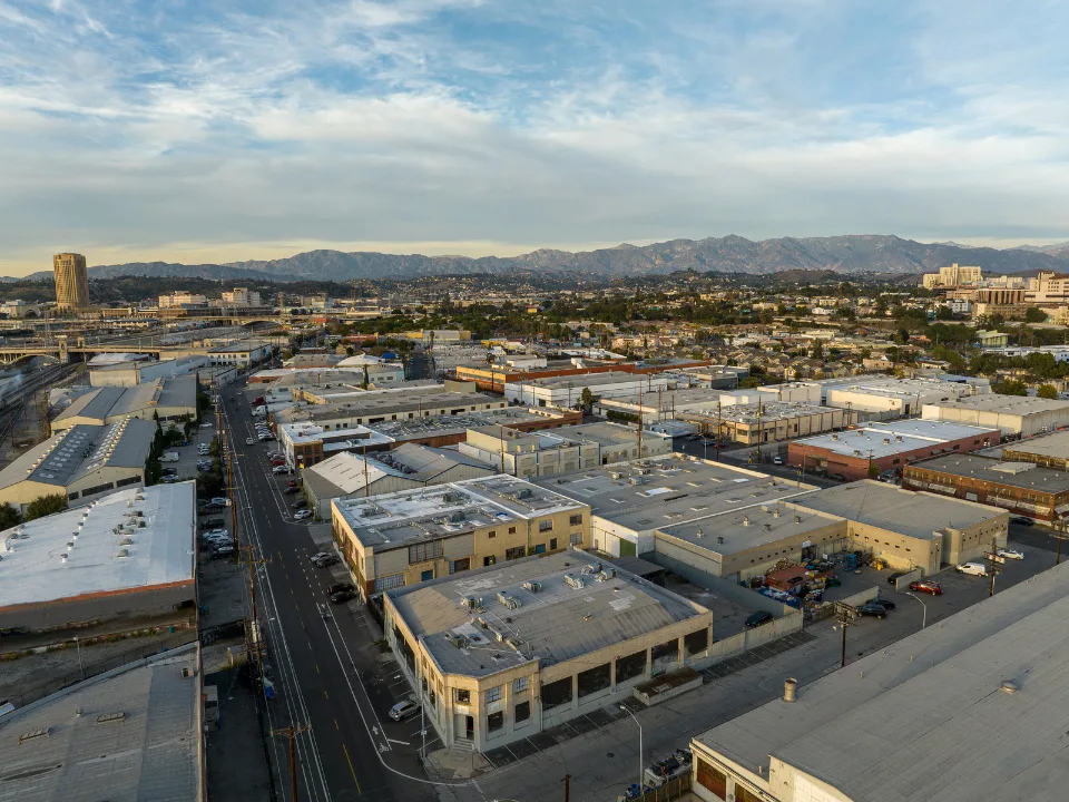 L.A. Industrial Vacancy Falls to 5% for First Time in 2 Years