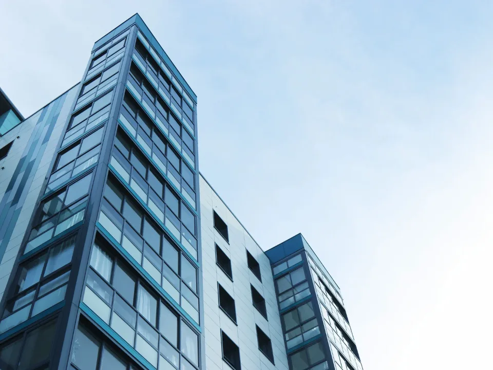 Apartment Concession Use Falls Again, but Discounts Stay Deep