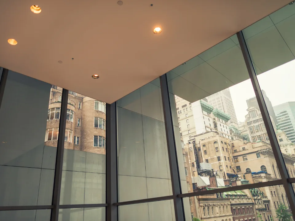 Manhattan Office Incentives Hit Record $90 PSF