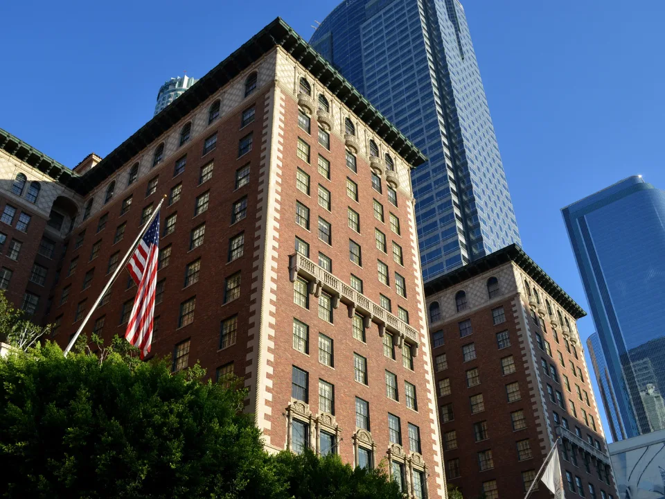 LA Landlords Add Erewhon Credits as Concessions Reach 43%