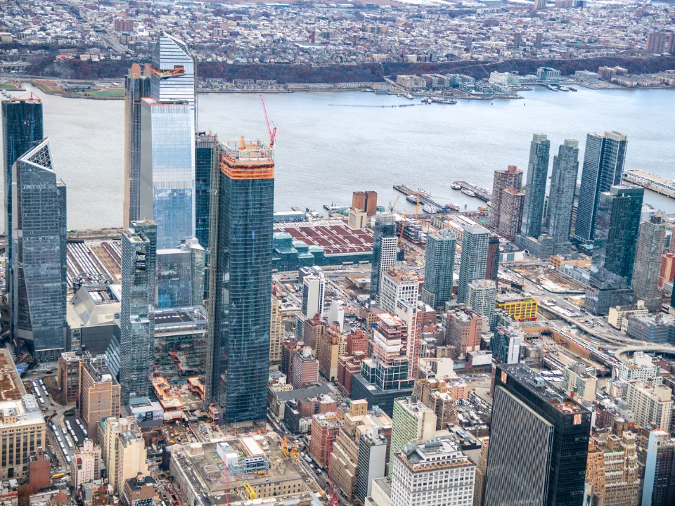 JLL: $300 PSF Manhattan Office Rents Are Becoming Normal