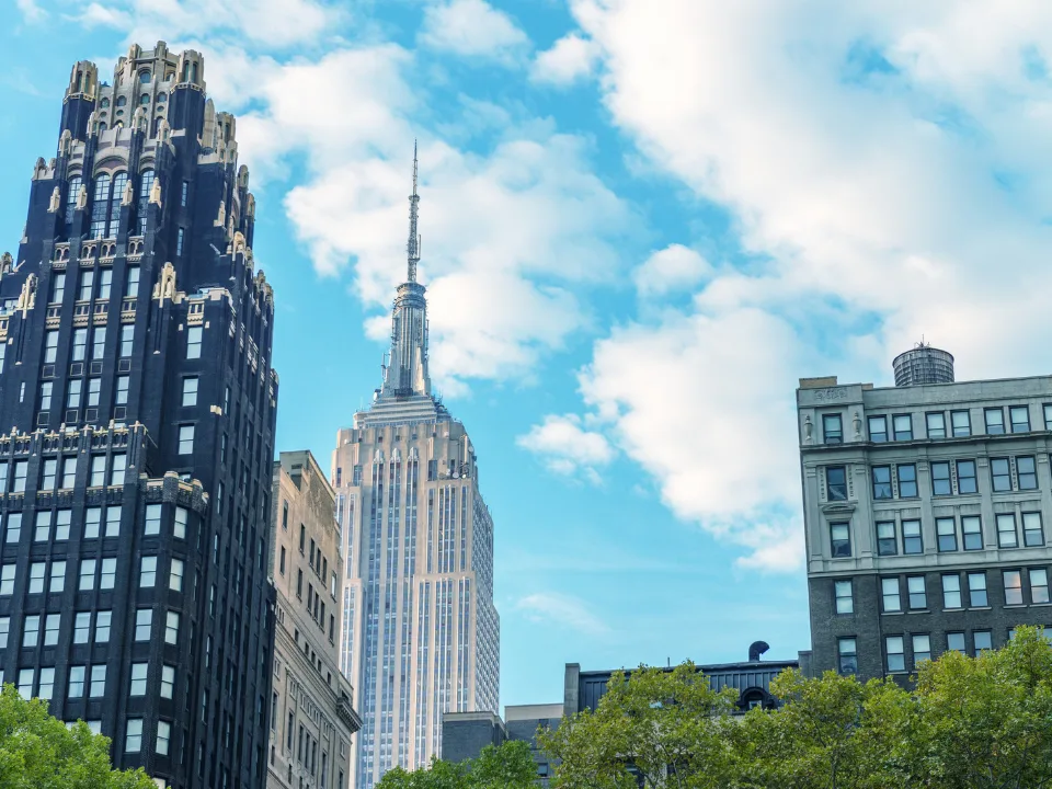 Werner Buys 49% of Fisher Brothers' 605 Third Avenue Tower