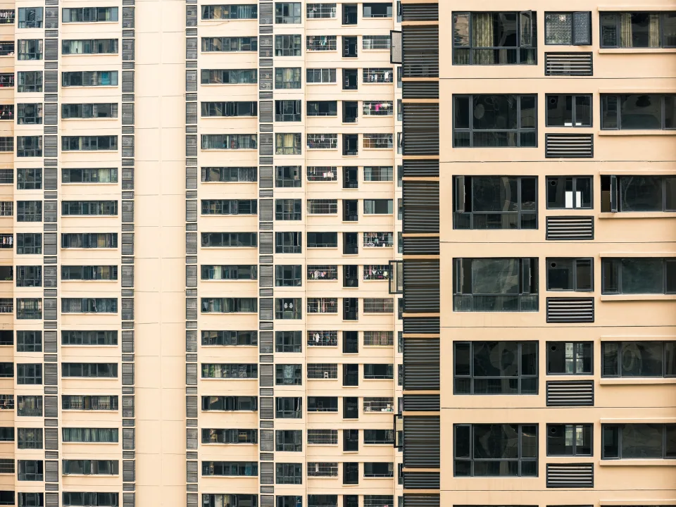 U.S. Rent Growth Turns Positive for First Time Since 2023